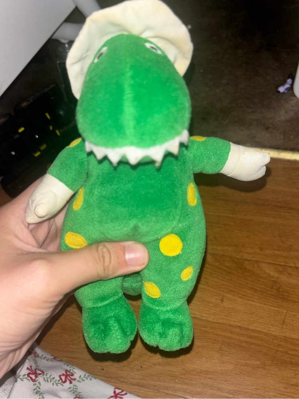 Dorothy the Dinosaur Plush The Wiggles Stuffed Animal Spin Master 2003 7in